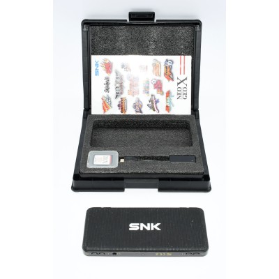 CONSOLA SNK NEO GEO X GOLD CON 3 MANDOS CONSOLA SNK NEO GEO X GOLD CON 3 MANDOS