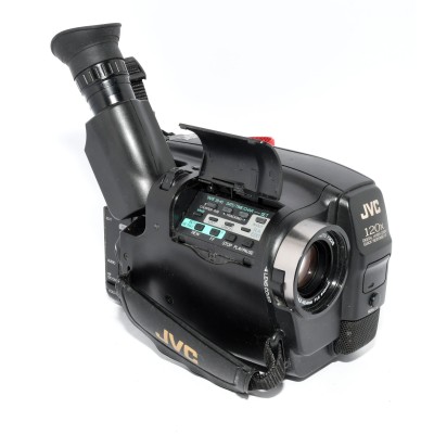 VIDEOCAMARA JVC GR-AX600EG VIDEOCAMARA JVC GR-AX600EG