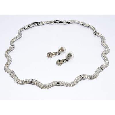 COLLAR Y PENDIENTES SWAROVSKI COLLAR Y PENDIENTES SWAROVSKI
