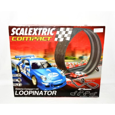 CIRCUITO SCALEXTRIC LOOPINATOR CIRCUITO SCALEXTRIC LOOPINATOR