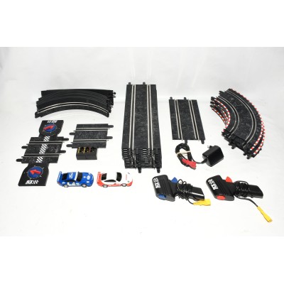 CIRCUITO SCALEXTRIC LOOPINATOR CIRCUITO SCALEXTRIC LOOPINATOR